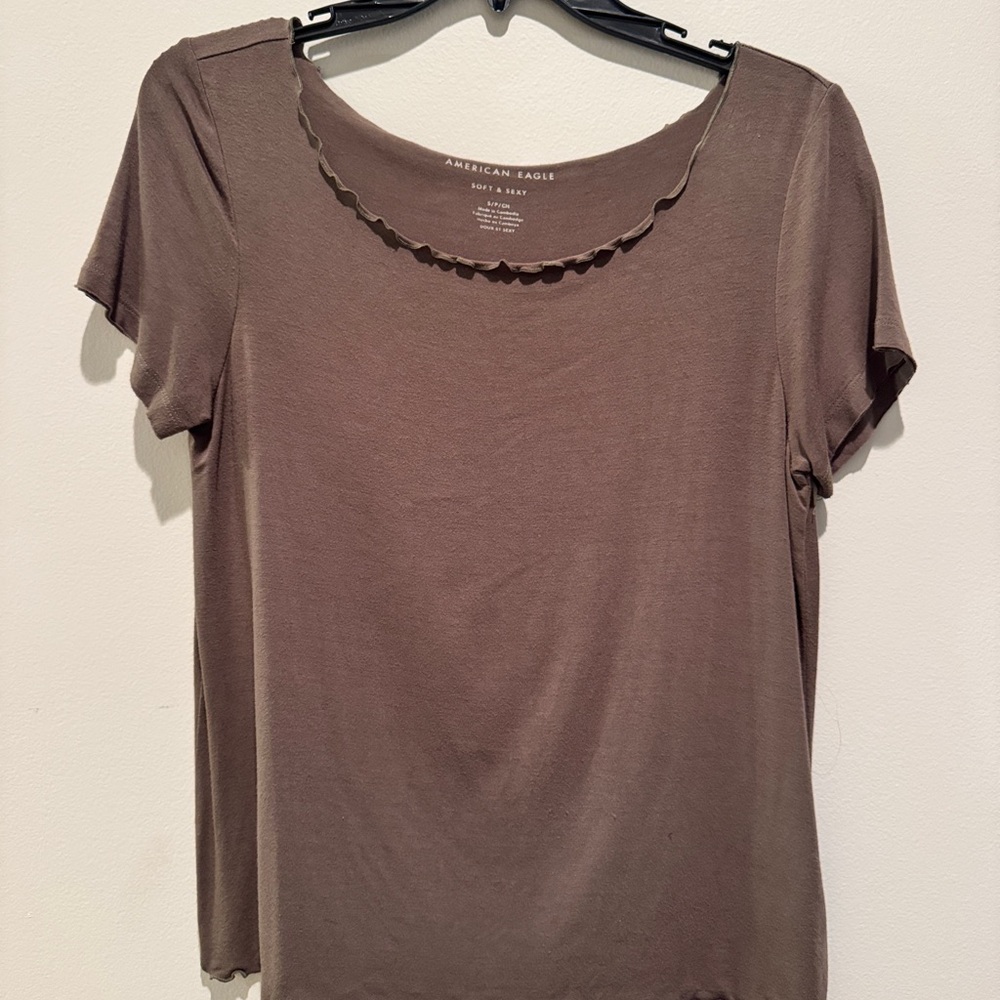 American Eagle Outfitters Women's Taupe Short Sleeve Tee